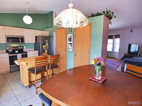 5th image of 1681 Chapman Ct