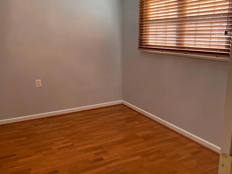 Basement Bedroom #4