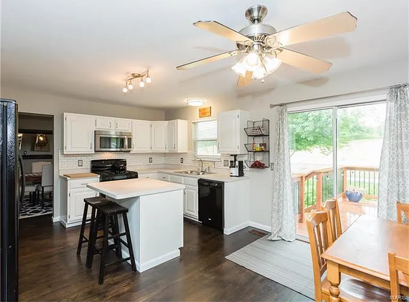 Thumbnail 16