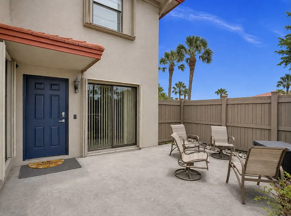 3 bed, 1740 sqft, $3,100 — Photo 2