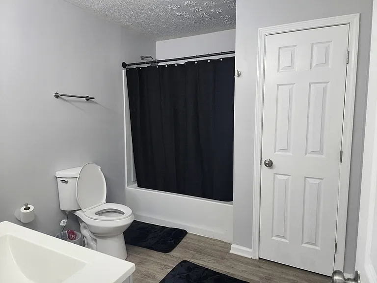 433 Oakside Dr SW — Photo 4
