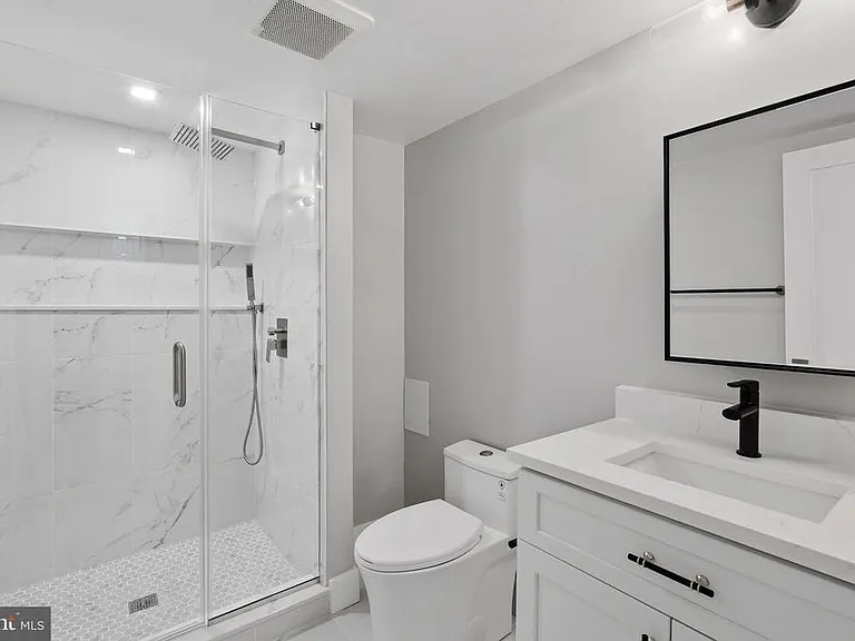 1301 Somerset Pl NW — Photo 11