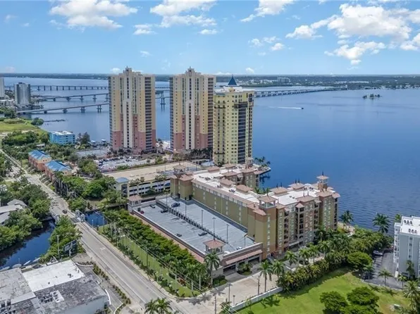 2825 Palm Beach Blvd APT 614, Fort Myers, FL 33916