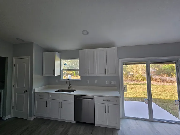 5315 NW 8th Pl — Photo 9