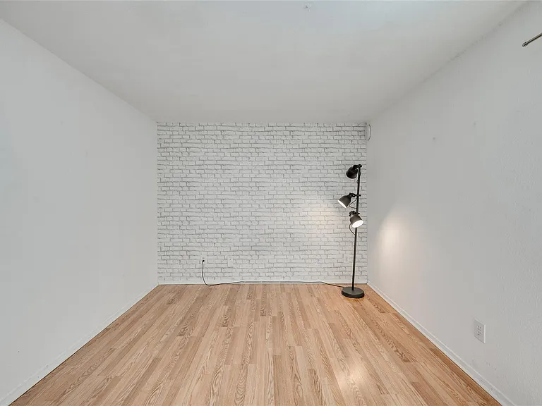 3627 Manchaca Rd #108 — Photo 2