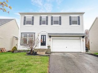 2211 Grimm Rd, Chaska, MN 55318