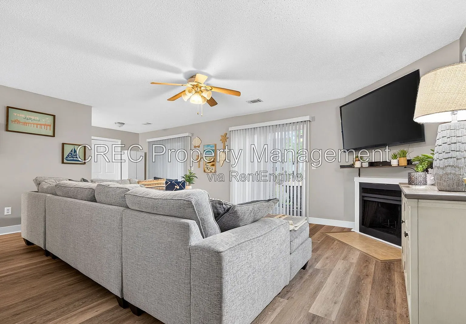 2 bed, 2.0 bath, 996 sqft, $1,900 — Photo 3