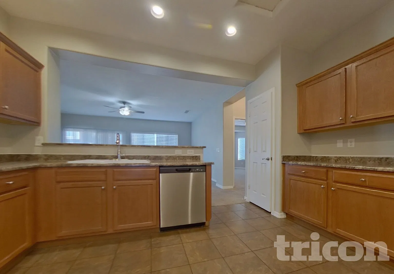 25574 W St Charles Court Buckeye AZ — Photo 4
