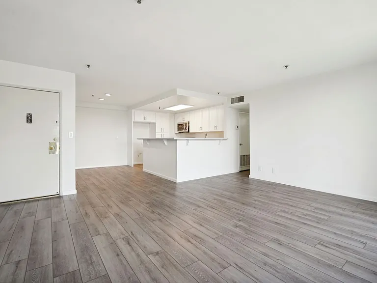 Century Glen — Photo 20