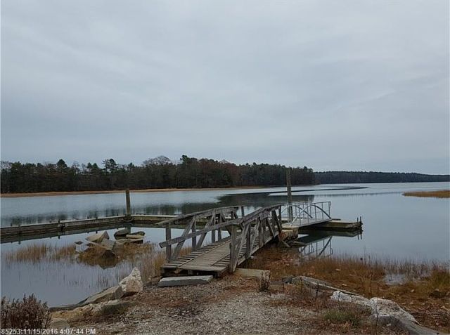 2nd image of 21 Cove Rd