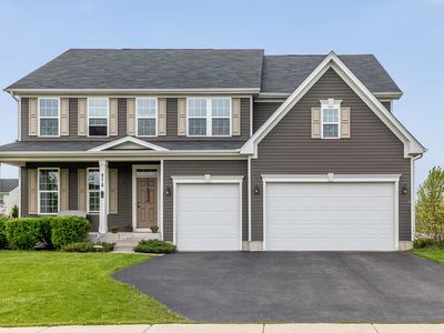 878 Glacial Falls Dr, Gilberts, IL, 60136