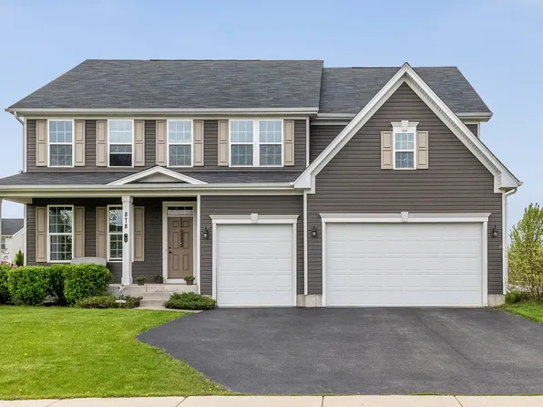 878 Glacial Falls Dr, Gilberts, IL 60136
