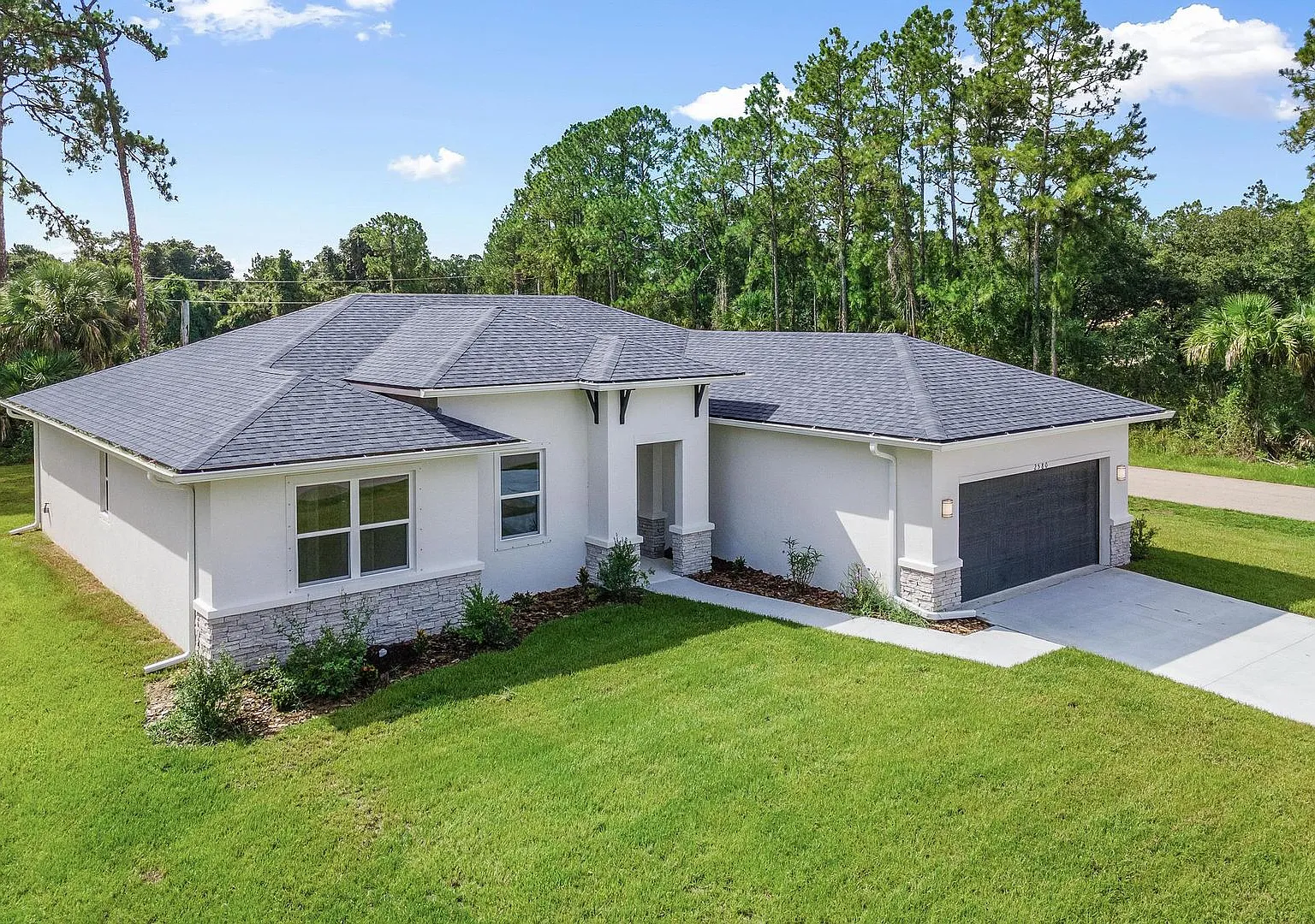 Private North Port Home with No Rear Neighbors | Convenient Location — Photo 1