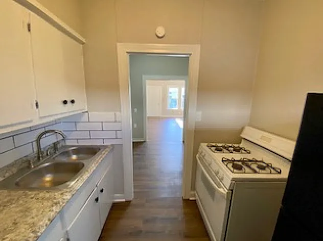 1946 Fairmount Ave #103 — Photo 5