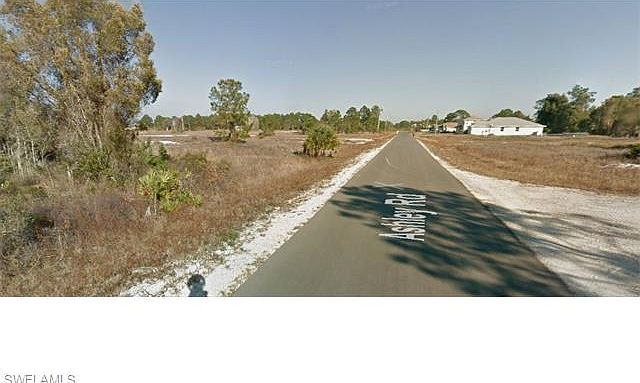 2nd image of 768 Ashley Rd
