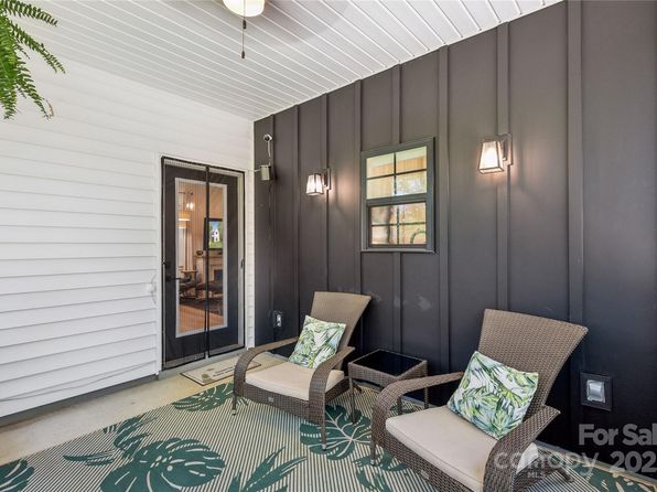 324 Elm St, Belmont, NC 28012