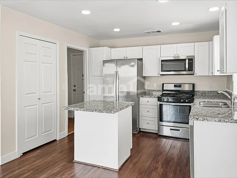 6130 Peach Blossom Ln — Photo 3
