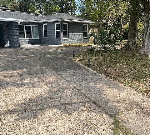 5th image of 808 Courthouse Rd