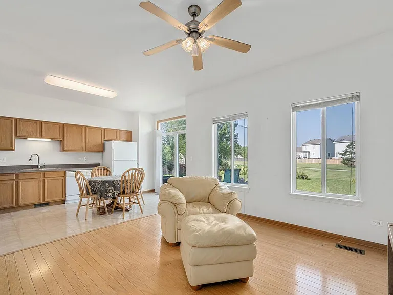 2707 River Bend Ln — Photo 5