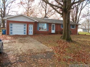 298 Redwood Dr, Aviston, IL