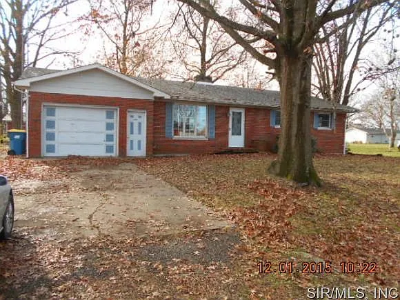 298 Redwood Dr photo 1
