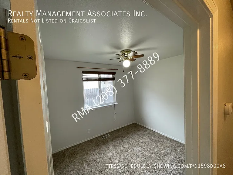 623 E Woodbury Dr — Photo 5