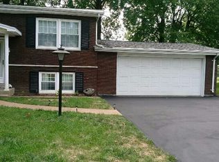 601 James St, Waterloo, IL 62298