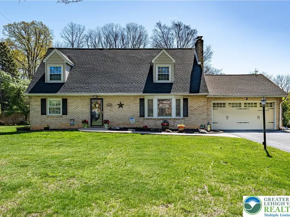 3524 Browning Ln, Bethlehem, PA 18017