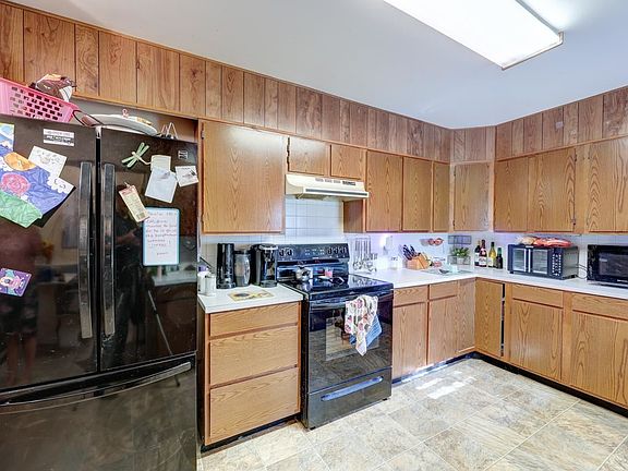 5th image of 917 Harris Rd