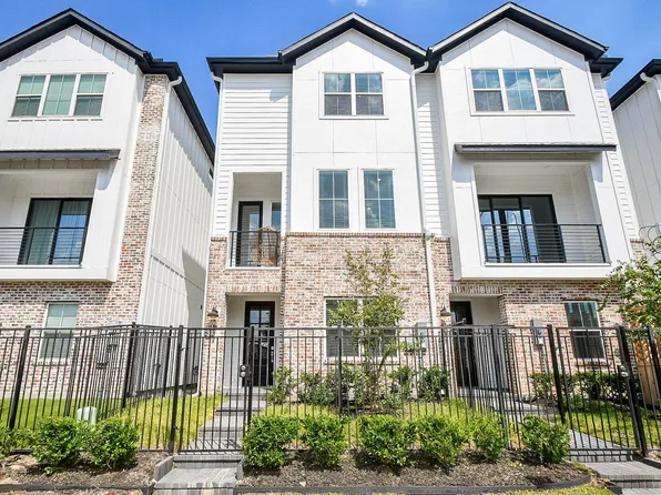 139 Eastwood St, Houston, TX 77011