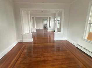 1229 Narragansett Blvd #1, Providence, RI 02905