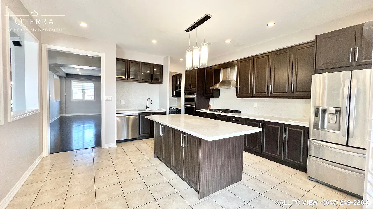 4 bed, 3.5 bath, 2800 sqft, $2,995 — Photo 2