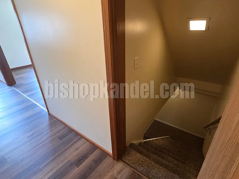 138 Allen Ave — Photo 7