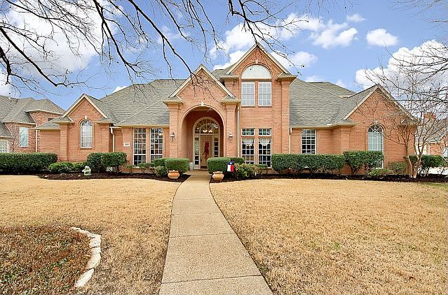 1st image of 809 Kleberg Ct