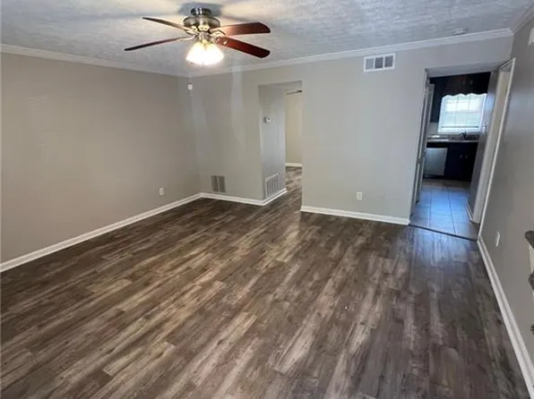 2180 Kings Gate Cir APT B, Snellville, GA 30078