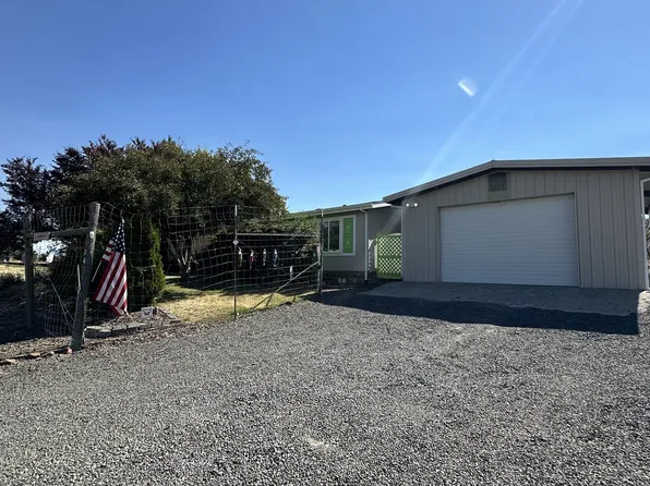 704 S Jefferson St, Condon, OR 97823