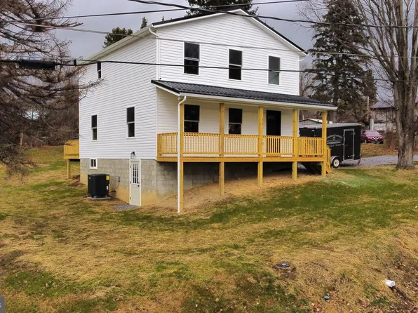 91 Whitman St, Hawk Run, PA 16840