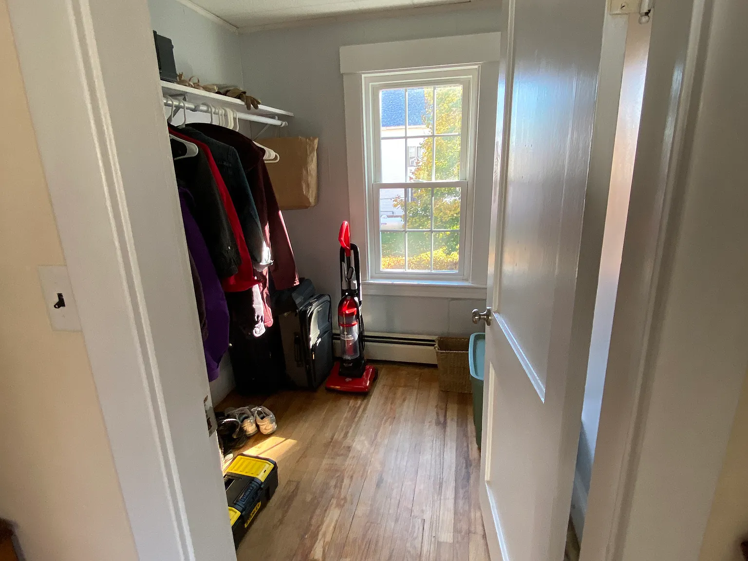 2 bed, 1250 sqft, $1,950 — Photo 2