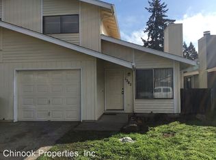 1382 Q St, Springfield, OR 97477