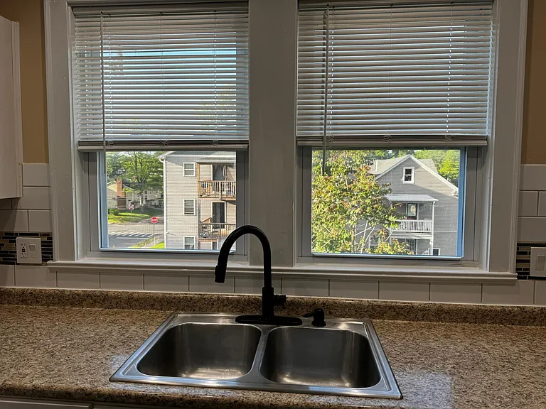 806 Garden St #3 — Photo 9