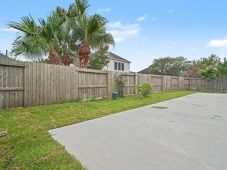 2905 Summer Cape Ct — Photo 28