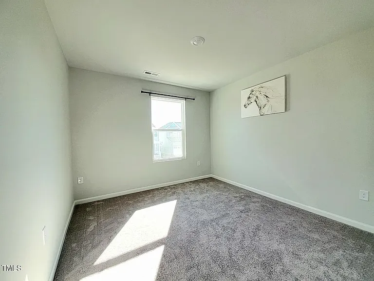 130 Millennium Dr — Photo 10