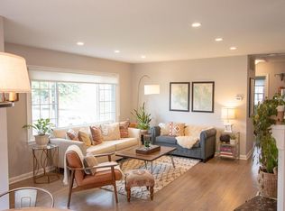 7911 New Orleans Dr, Alexandria, VA 22308