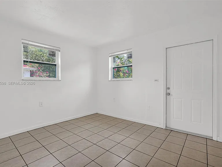 577 NW 90th St #6 — Photo 14