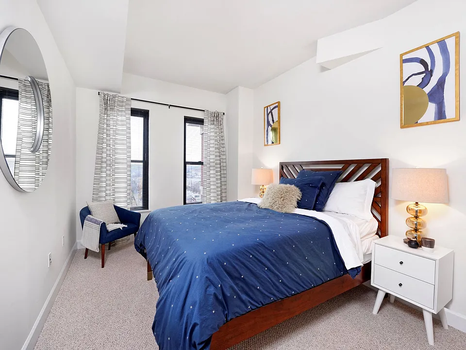 Bedroom (virtually staged)