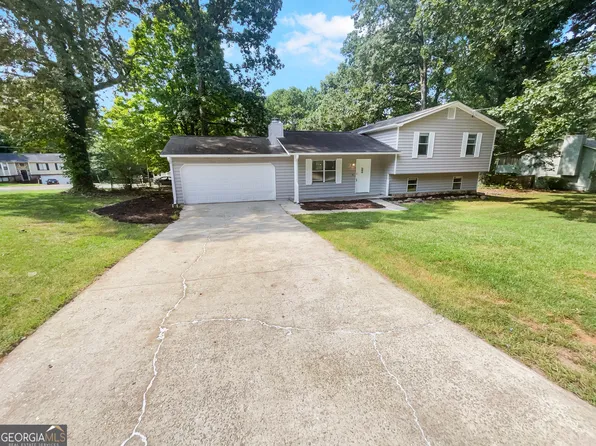 5351 Zachary Dr, Stone Mountain, GA 30083