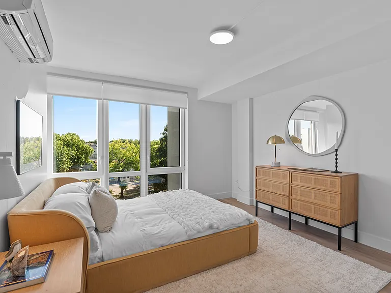1 Lyon Place — Photo 16