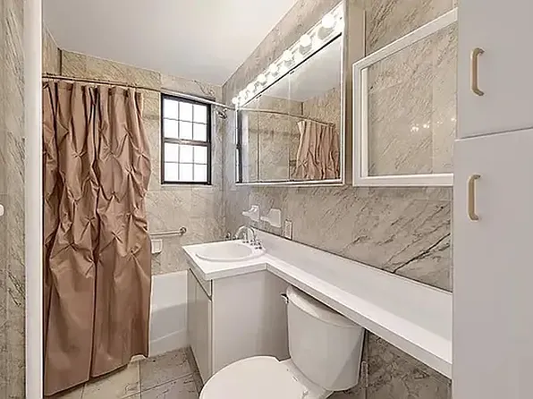 68-20 Burns Street image 14 of 17