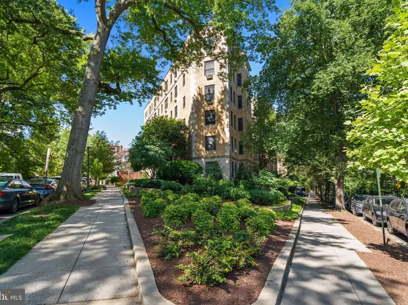 2032 Belmont Rd NW APT 211, Washington, DC 20009