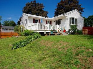 9 Hawthorne Rd, Newburyport, MA 01950